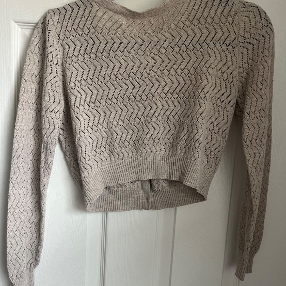 M. Rena Cropped Cardigan - Picture 2 of 4